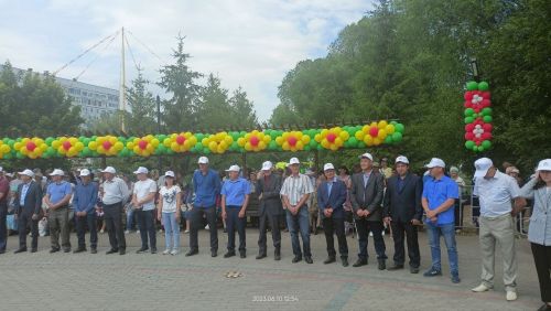 Заинцам вручили правительственные награды