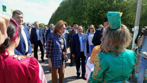 Сабантуй в Заинском районе начался с конных скачек