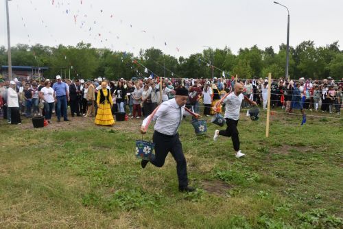 Зәйлеләр Магнитогорскида Сабантуй үткәрде