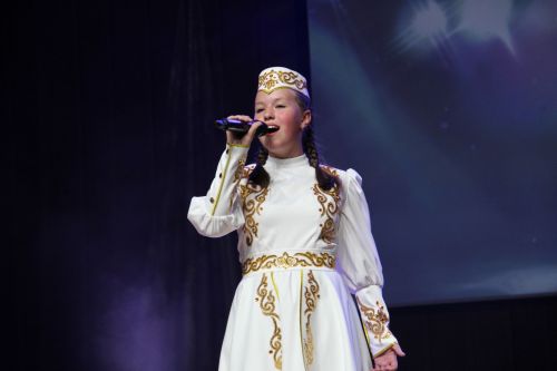Зәйдә медицина хезмәткәрләрен бүләкләделәр