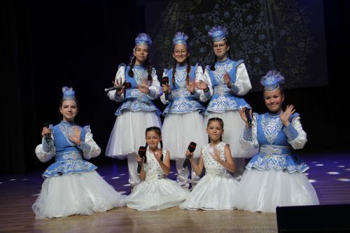 Зәйдә медицина хезмәткәрләрен бүләкләделәр