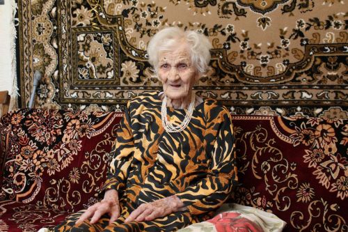 100-летний юбилей отпраздновала ветеран Великой Отечественной войны Валентина Лыкова