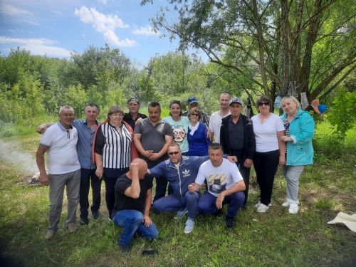 Уроженцы микрорайона Нахаловка в Заинске организовали встречу