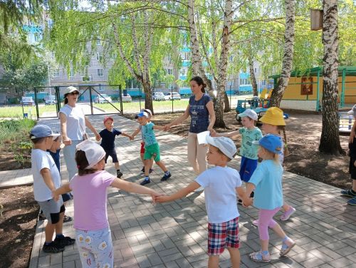 Зәйнең «Алтынчәч» балалар бакчасында гаилә, мәхәббәт һәм тугрылык көне күркәм билгеләп үтелде