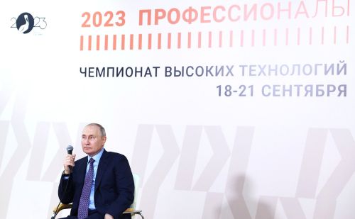Специалисты по высоким технологиям из Татарстана встретились с Путиным
