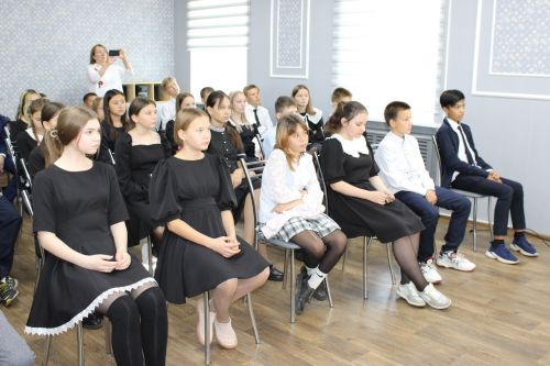 Школьники минутой молчания почтили память погибших в Беслане