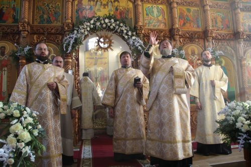 Зәйгә Казан һәм Татарстан митрополиты Кирилл  килде