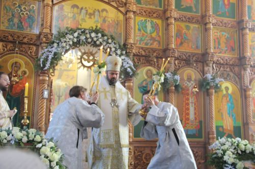 Зәйгә Казан һәм Татарстан митрополиты Кирилл  килде