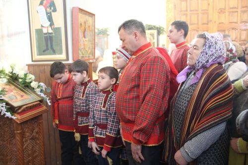 Зәйгә Казан һәм Татарстан митрополиты Кирилл  килде