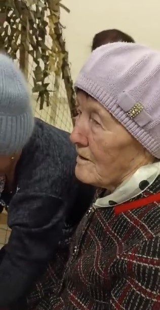 Урта Багражда маскировка челтәре үрергә 87 яшьлек Анна апа да йөри