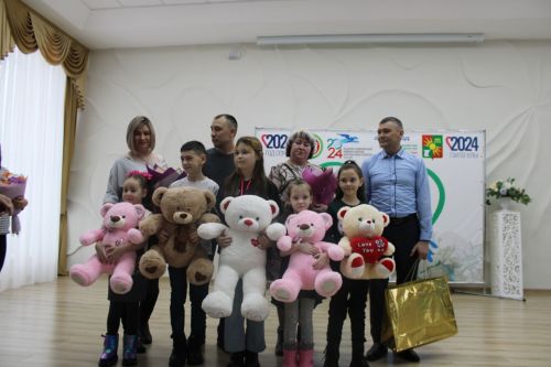 В Заинске официально дан старт Году семьи