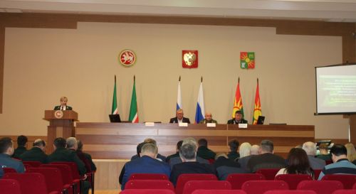 В Заинске наградили сотрудников лесничества и лесхоза