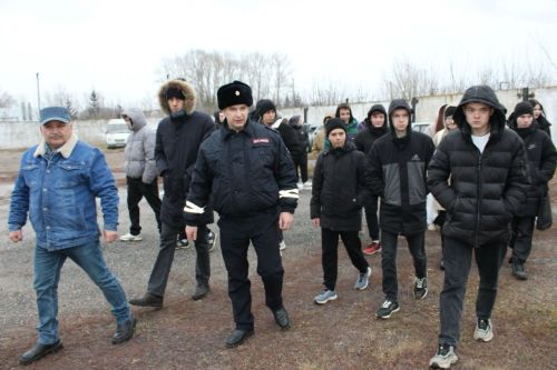 Зәйдә юл һәлакәте корбаннарын искә алдылар