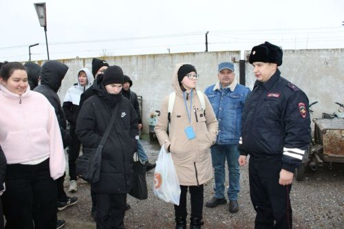 Зәйдә юл һәлакәте корбаннарын искә алдылар
