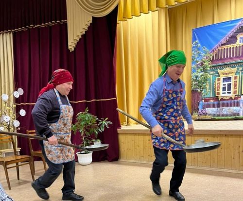 Югары Пәнәчедә Әниләр көне уңаеннан матур чара узды
