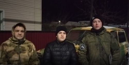 Зәйдән 17 яшьлек егет хәрбиләргә машина алырга булышты