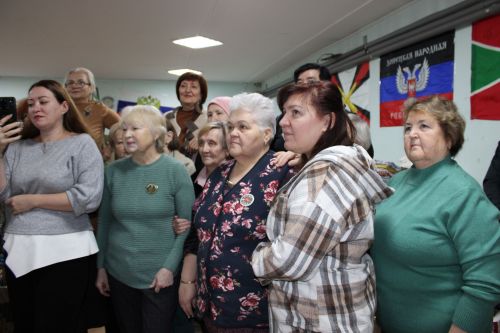 Зәй районы башлыгы «Zаинск с Vами» волонтерлар төркемен якынлашып килүче Яңа ел белән котлады