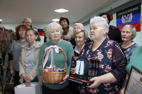 Зәй районы башлыгы «Zаинск с Vами» волонтерлар төркемен якынлашып килүче Яңа ел белән котлады