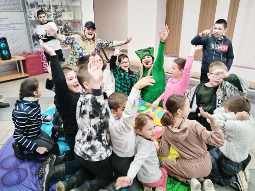 Балаларны шатландырдылар