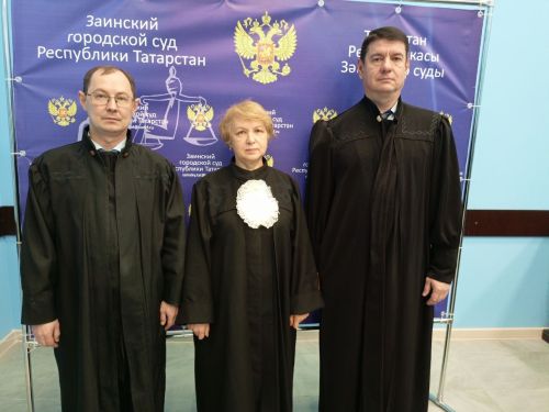 Хөкемдарлар хәйрия акциясенә кушылды