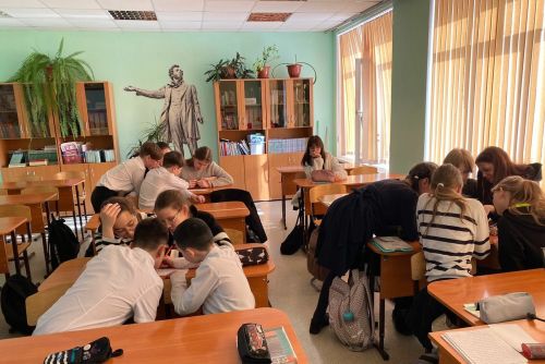 Зәйдә укучылар үз хокукларын һәм бурычларын искә төшерде