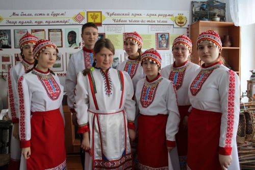 Туган телдә аралаштылар