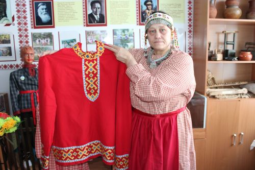 Туган телдә аралаштылар