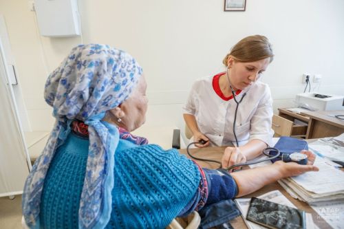 С начала года диспансеризацию прошли более двух тысяч пожилых татарстанцев