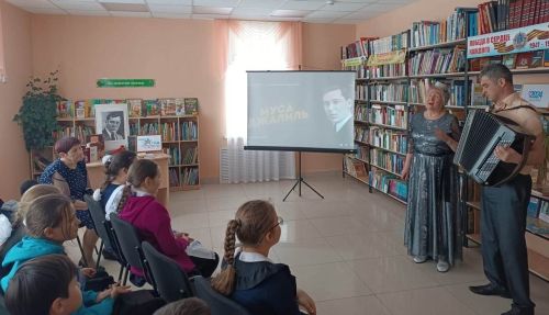 Мирный бистәсендә Муса Җәлил истәлегенә багышланган әдәби чара узды