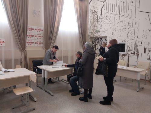 В Заинске первые избиратели показали высокую активность