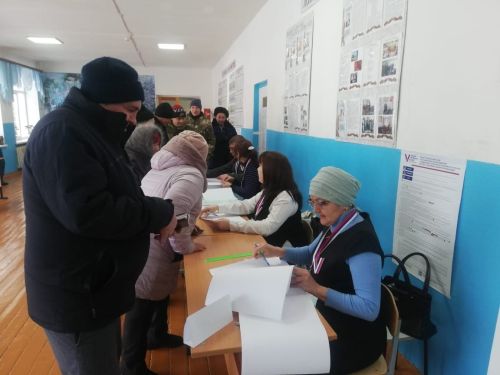 В селе Чубуклы Заинского района проголосовали матери бойцов СВО