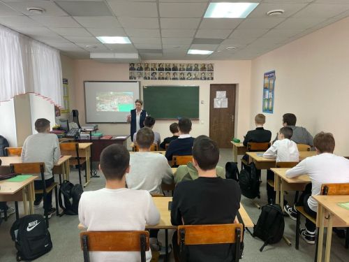 Зәй көллиятендә Кырымның Россия белән берләшүенең 10 еллыгына багышланган интерактив дәрес уздырылды