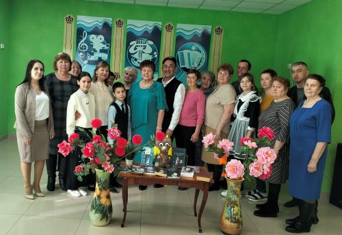 В поселке Мирный прошел час поэзии