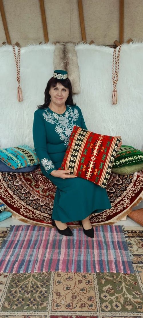 Энҗе Әхмәтҗанова: «Яратып башкарган эш күңелгә рәхәтлек бирә»