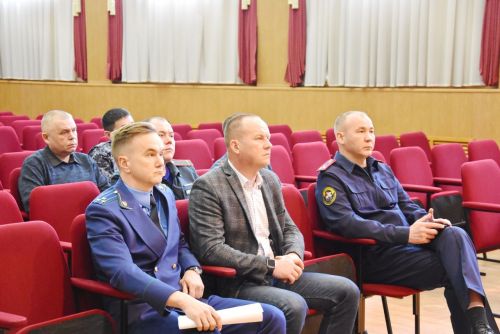 Яшүсмерләрнең наркотиклар белән агулануына юл куймау кирәк