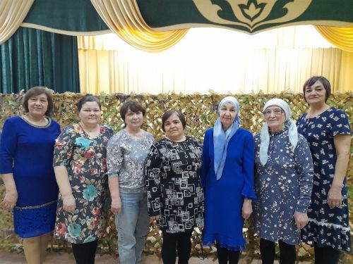 Сармашбаш апалары: «Барысы да хәрбиләребез исән-сау кайтсыннар өчен»