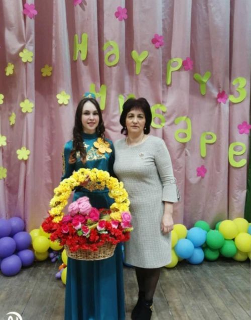 Зәй кызы Чаллы театрында эшли