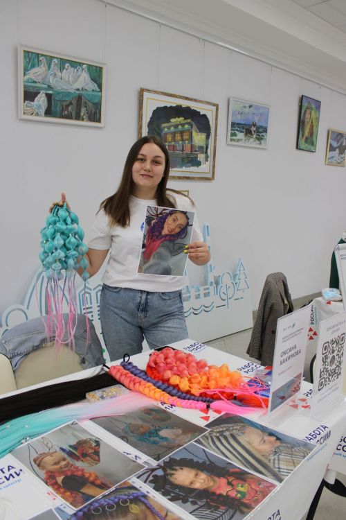 Фоторепортаж с заинской ярмарки трудоустройства