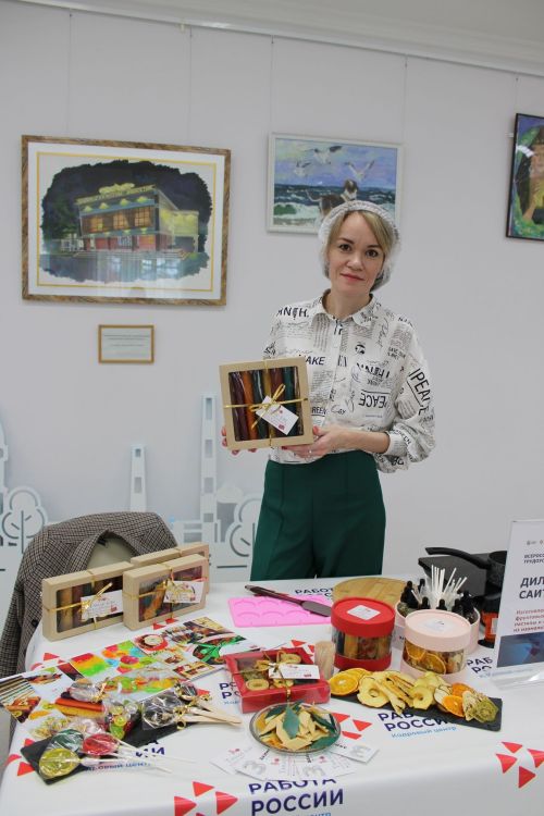 Фоторепортаж с заинской ярмарки трудоустройства
