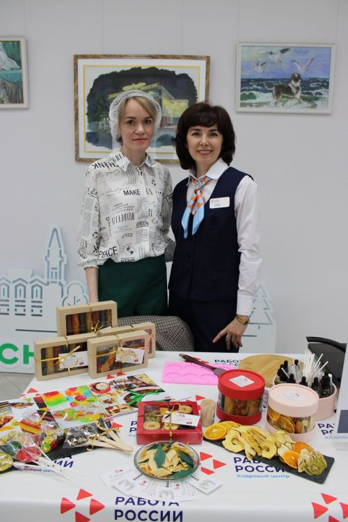 Фоторепортаж с заинской ярмарки трудоустройства
