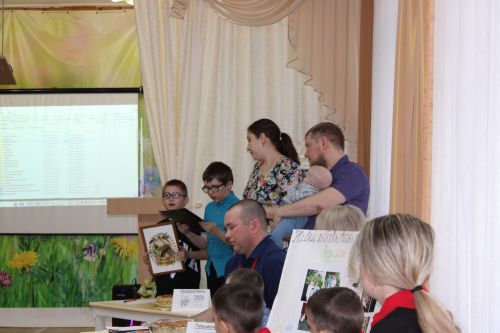 В Заинске необычный конкурс объединил шесть семей в детском саду «Дружная семейка»