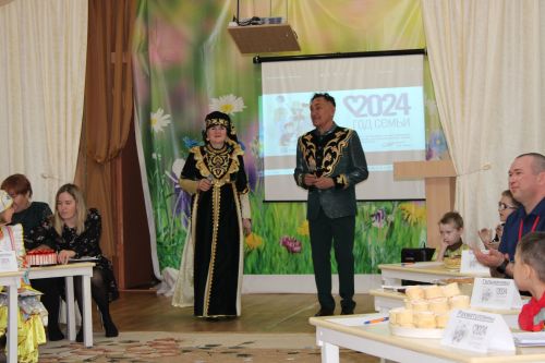 В Заинске необычный конкурс объединил шесть семей в детском саду «Дружная семейка»