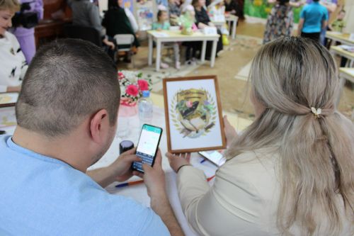 В Заинске необычный конкурс объединил шесть семей в детском саду «Дружная семейка»