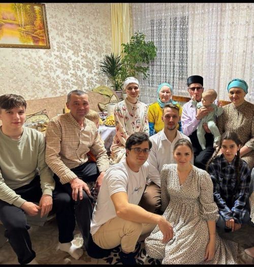 Югары Мәлемнең җырлы-моңлы гаиләсе ул Талиповлар