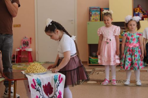 Яктыкүллеләр якты эшләре белән тормышны бизәп яши (семинардан фоторепортаж)