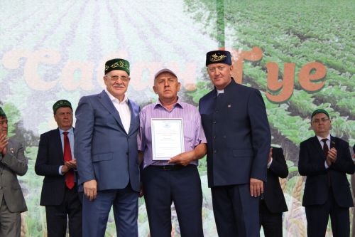 На Сабантуе в Заинске заинцы получили государственные награды
