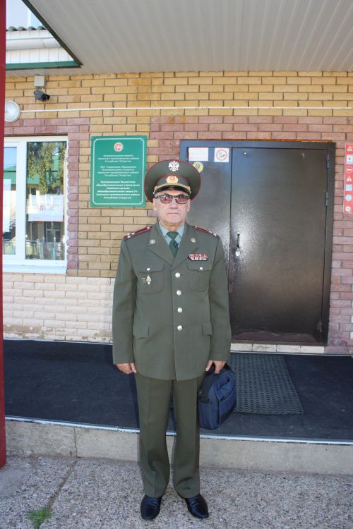 Константин Чернов 1нче мәктәп һәм укытучылар турында истәлекләрне саклау өчен зур эш башкарган
