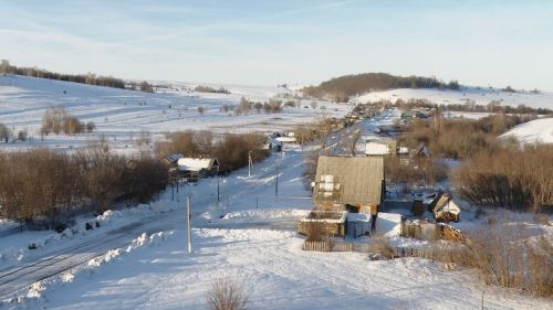 На храм Архангела Михаила в селе Большой Батрас установили еще четыре купола