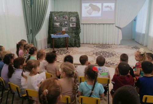 В Заинске детсадовцам раздали «блокадный хлеб»