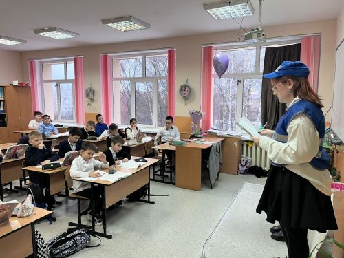 В Заинской школе детям напомнили о безопасности на улице